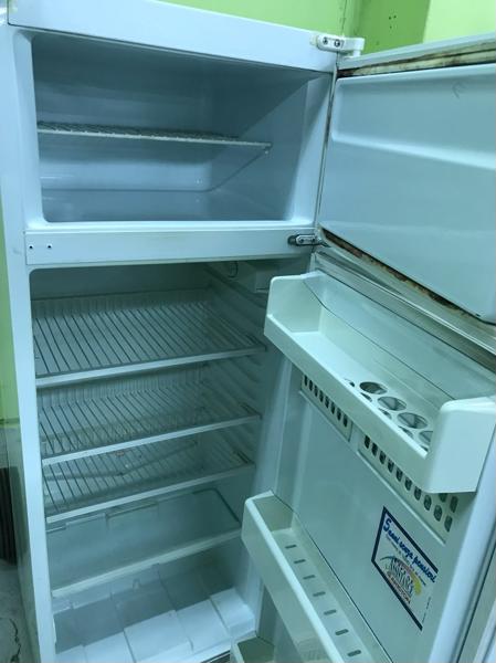 Фото - Встраиваемый холодильник Аристон
